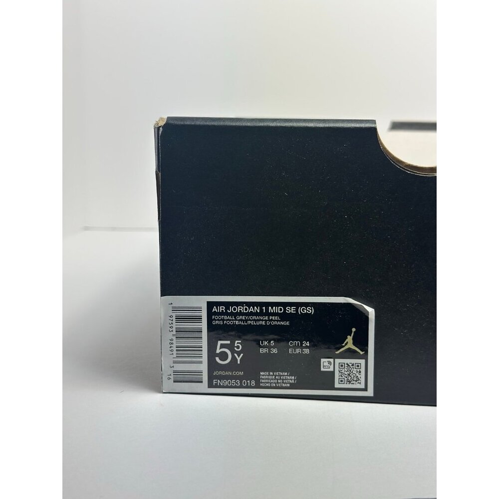 Air Jordan 1 Mid SE Gatorade Pack GS FN9053-018 Football Grey/Orange 5.5Y - Picture 5 of 6